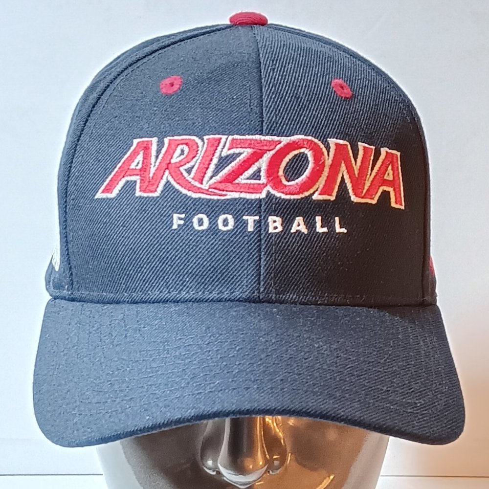 UNIVERSITY OF ARIZONA FOOTBALL - STH19 HAT - ADJUSTABLE - BLUE
